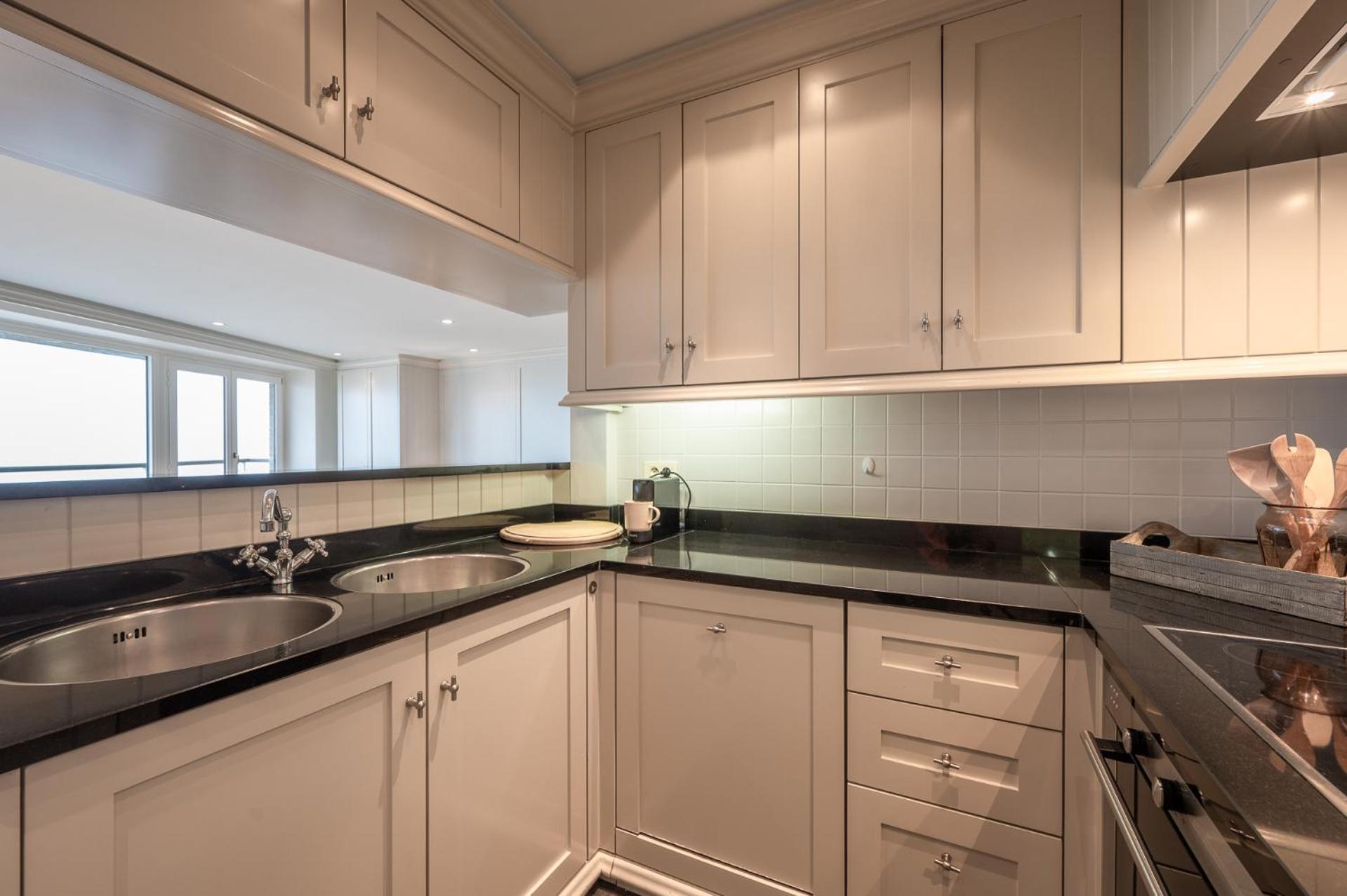 Appartementen Op De Zeedijk In Knokke Op De 3E En 4E Verdieping Van Logie Marie Extérieur photo